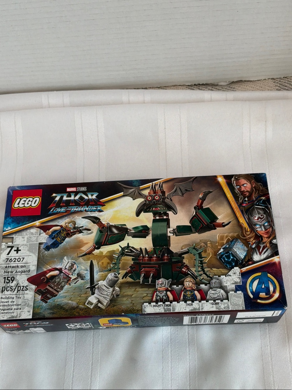 LEGO Marvel Thor Love and Thunder Attack on New Asgard - Green and Dark Red